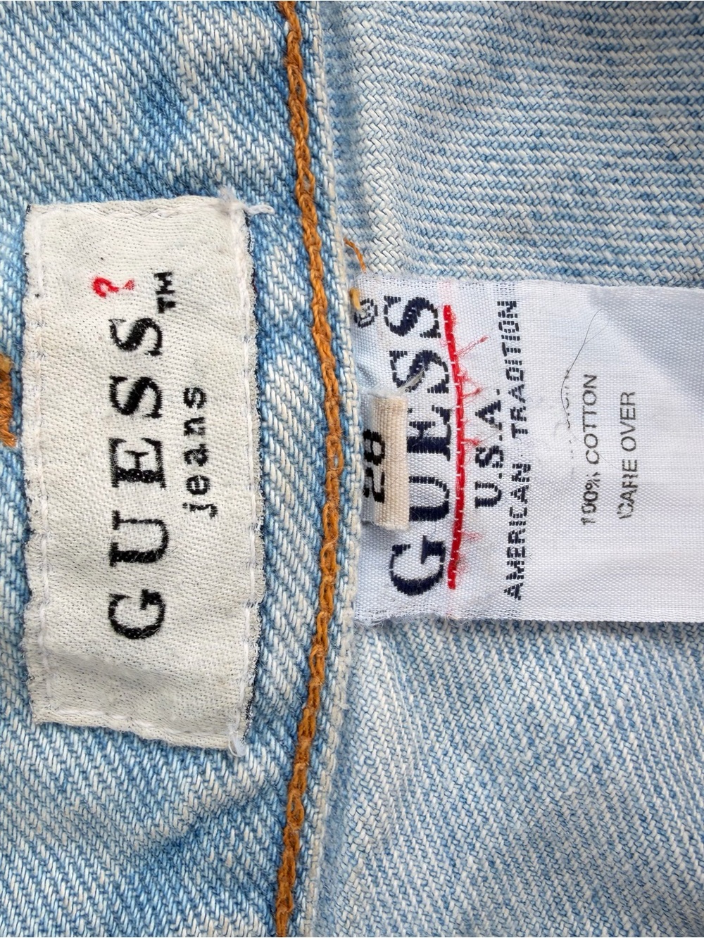 VINTAGE AF Guess Light Wash Denim Shorts with Back Pocket Logo - Picture 4 of 5